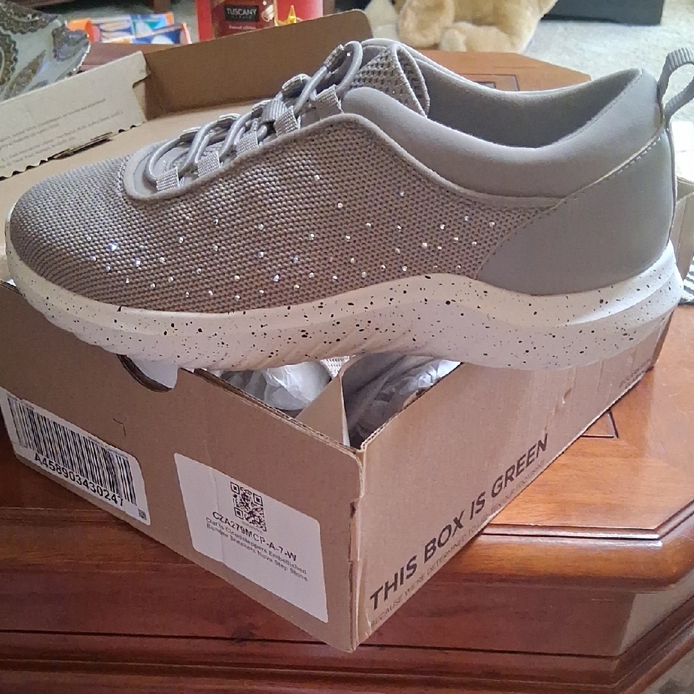 Clarks Embelished Stylish Taupe Sneakers